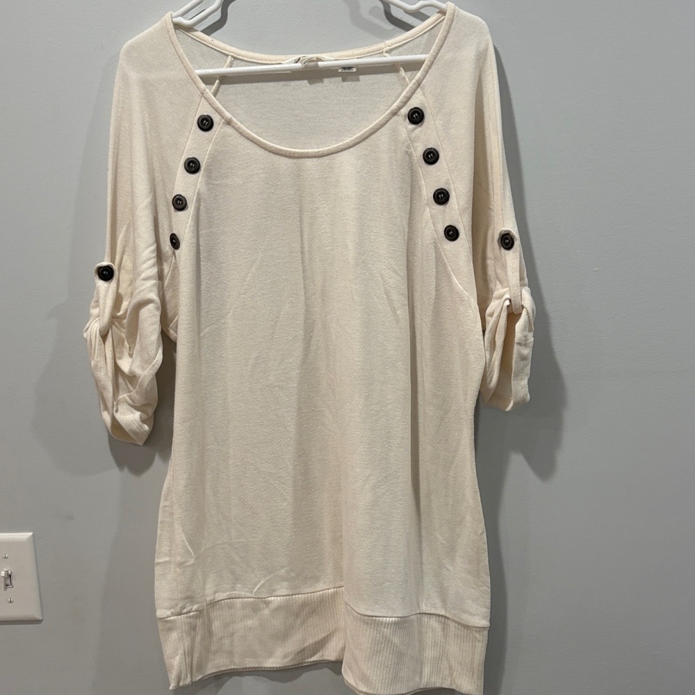 Derek Heart Cream Button-Accent Blouse
